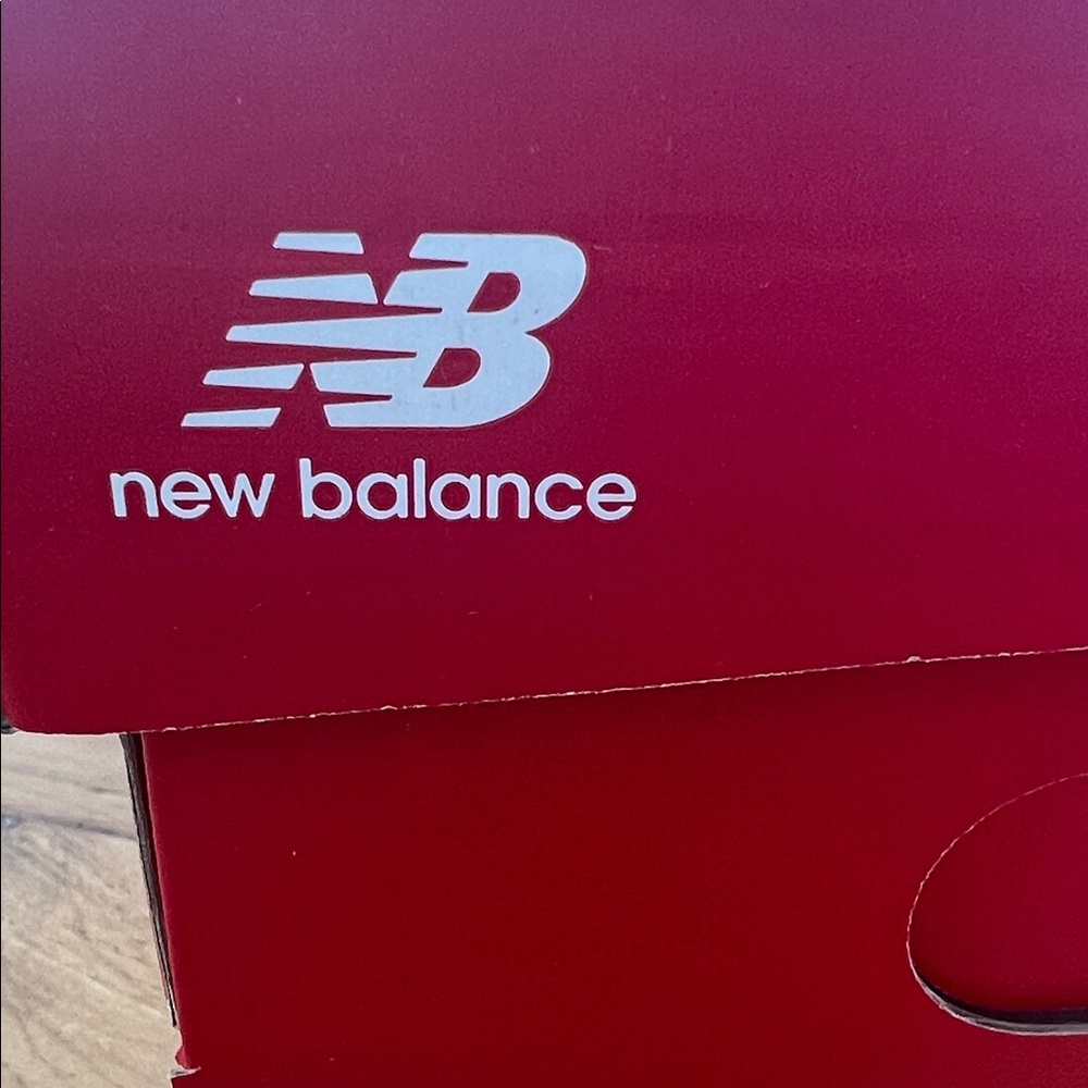 New Balance Lacrosse cleats- new in the box - Picture 2 of 8